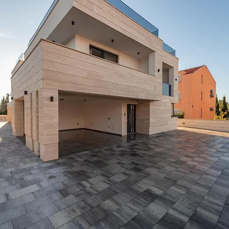 Luxury With A Swimming Pool Zaton, Zadar - 25050 Villa