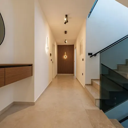 Villa Luxury With A Swimming Pool Zaton, Zadar - 25050