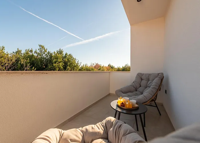 Villa Luxury With A Swimming Pool Zaton, Zadar - 25050